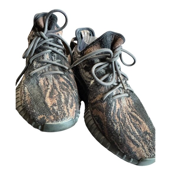 Yeezy Boost 350 V2 Unisex Sneakers in Carbon & Black Knit 8.5 - Picture 4 of 8